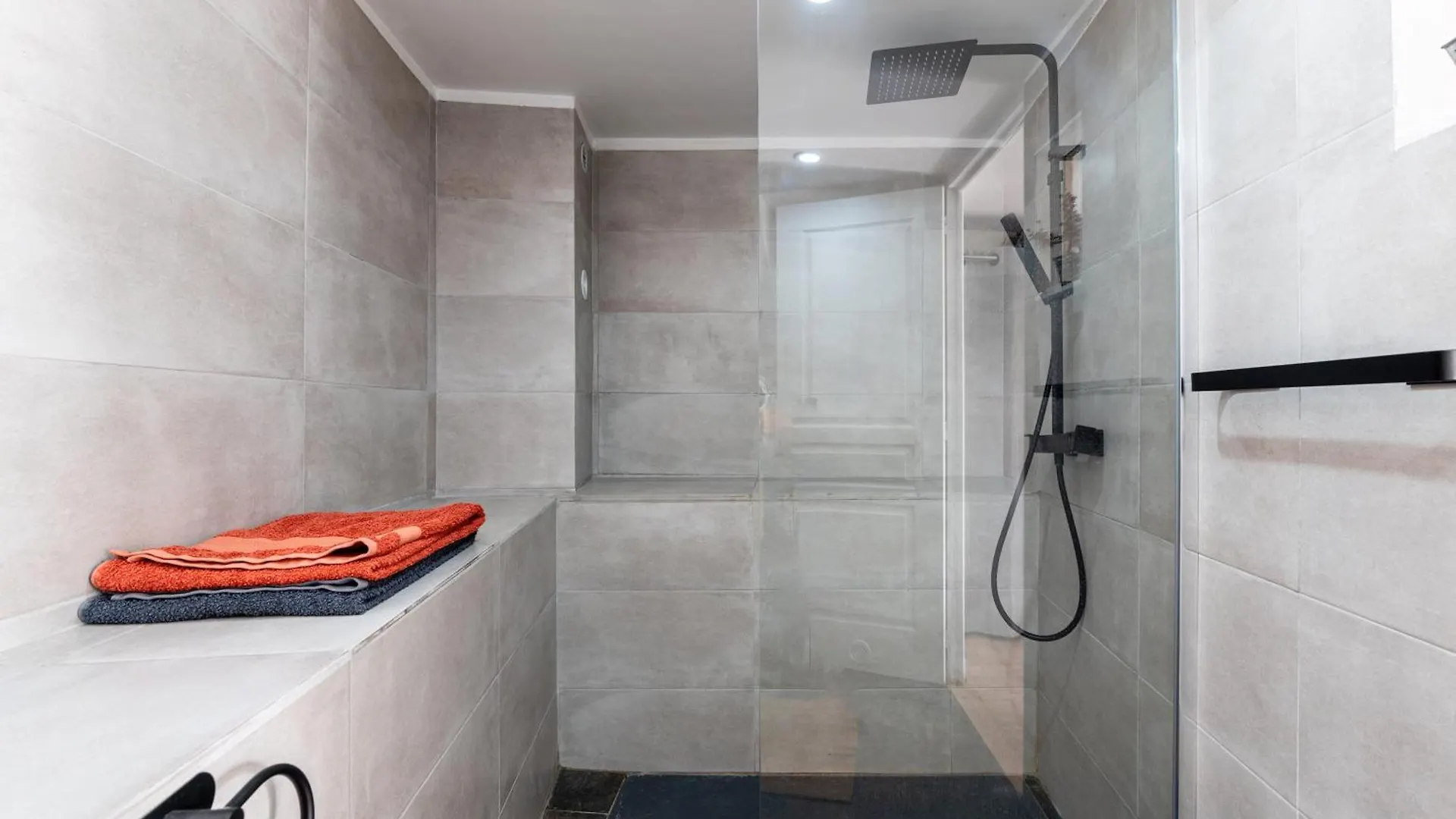 Le Moulin De Navette Apartment 0*,